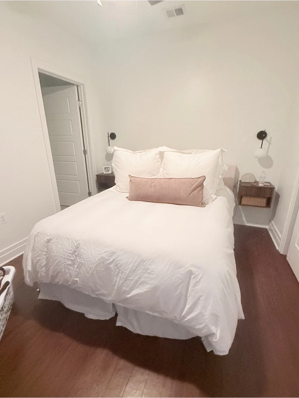 The Company Store White Complete Bedding Set with Beige Lumbar Pillow